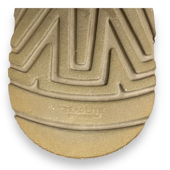 UGG Classic Short II Boots Chestnut 12 - Picture 11 of 13